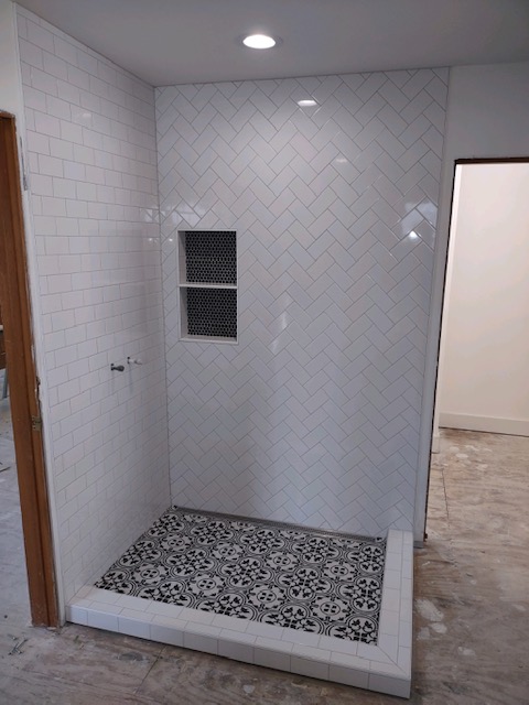 Beautifully Simple Showers | Degraaf Interiors