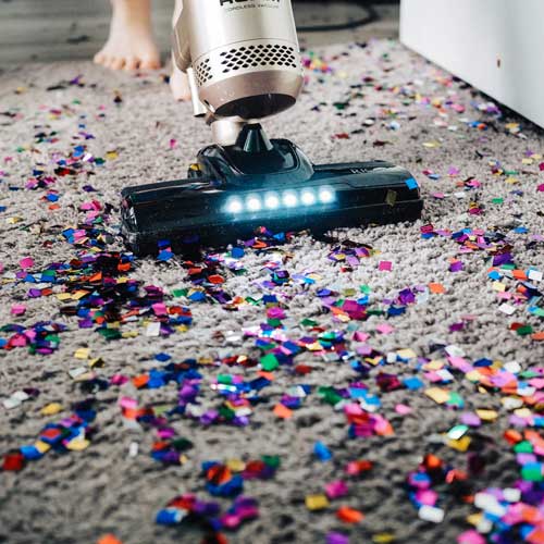Carpet Cleaning With Vacuum Cleaner | DeGraaf Interiors