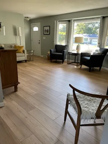 Vinyl Flooring | DeGraaf Interiors
