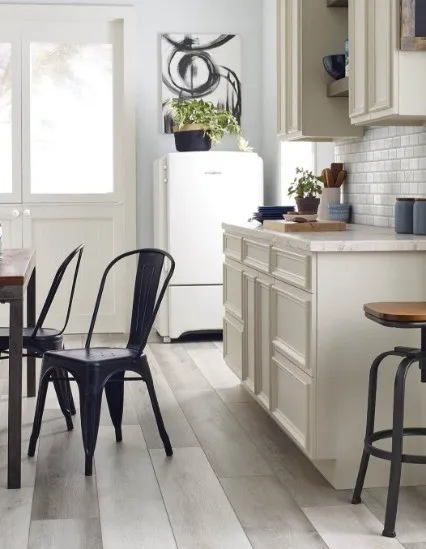 Vinyl flooring | DeGraaf Interiors