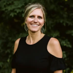 Heather Ulberg | DeGraaf Interiors